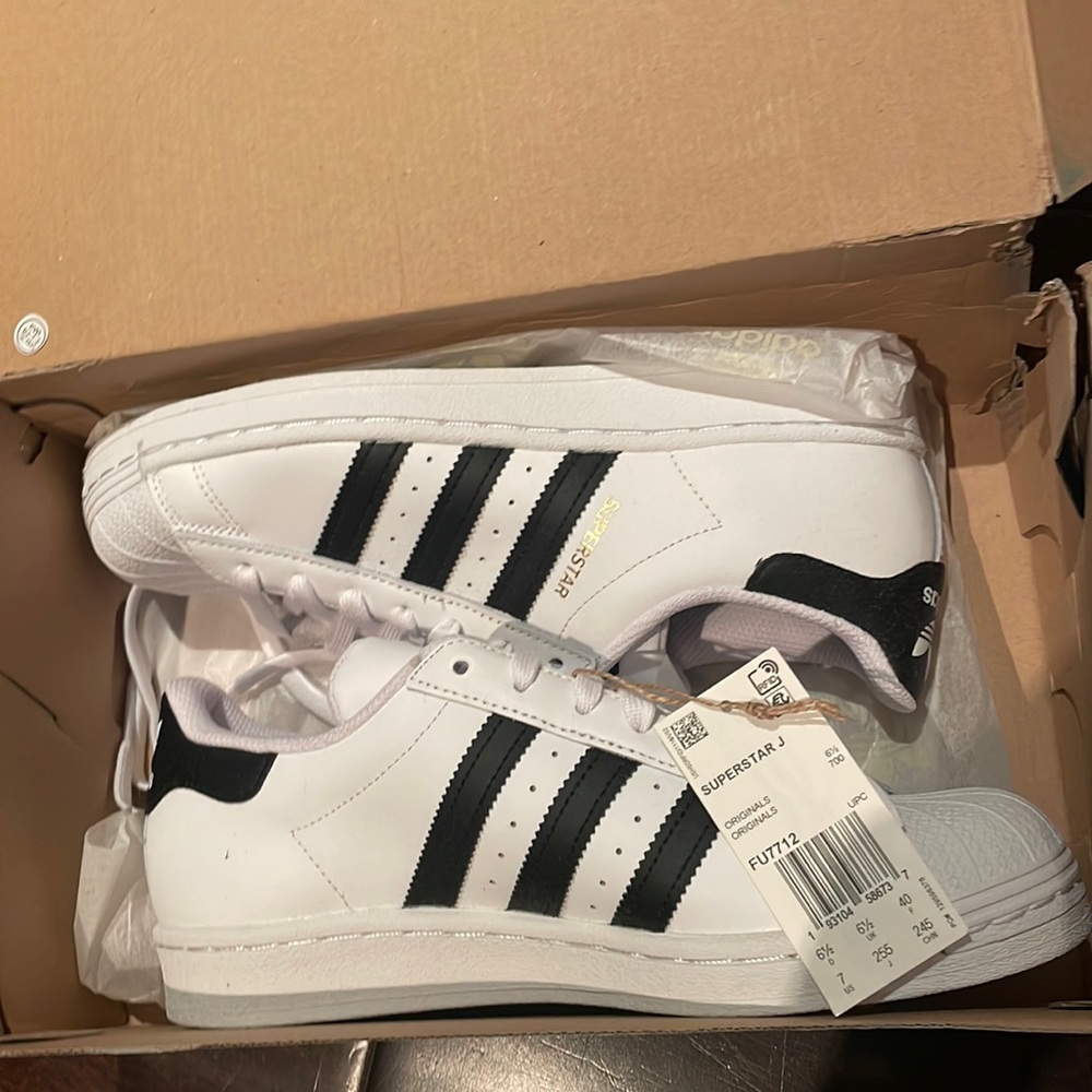 Adidas Superstar Shoes